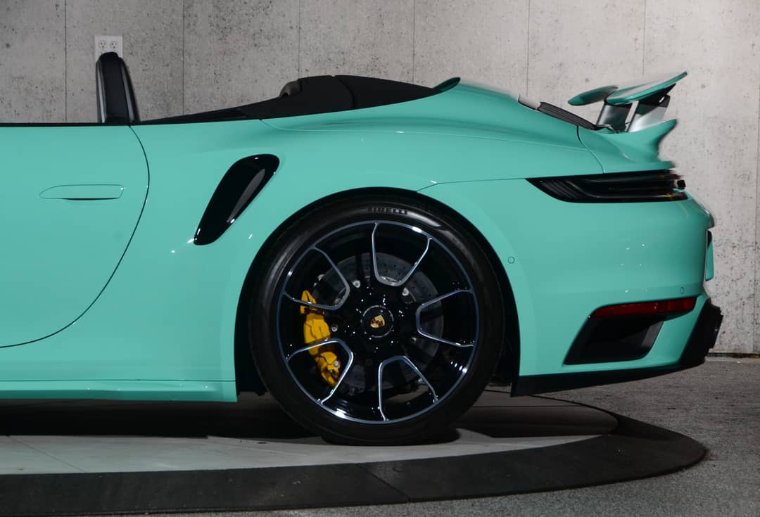 2022 Porsche 911 Turbo S — photo 33