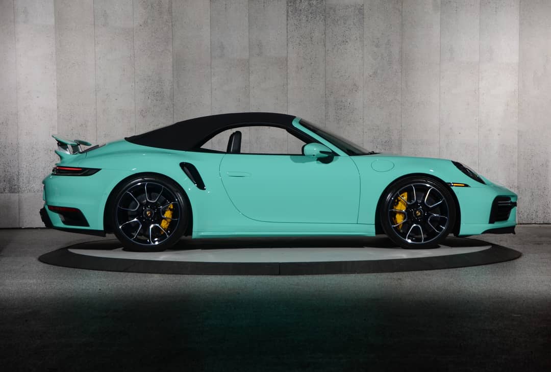2022 Porsche 911 Turbo S — photo 10
