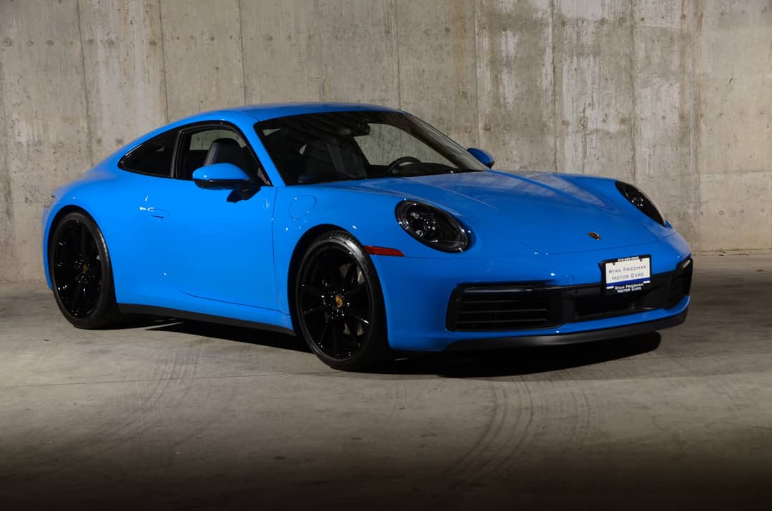 2022 Porsche 911 Carrera S — photo 2