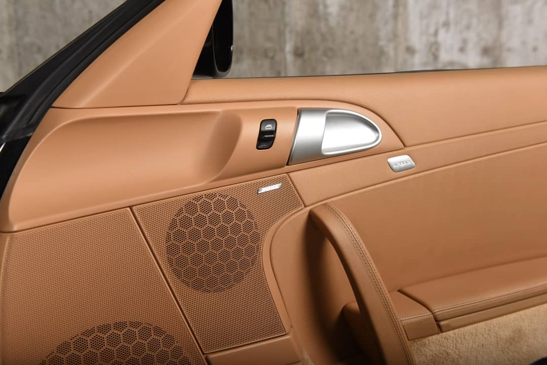 2010 Porsche 911 Carrera — photo 22