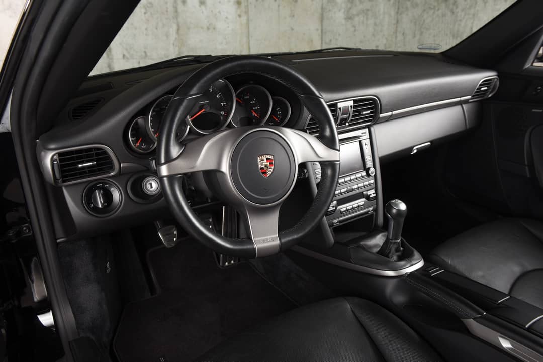 2010 Porsche 911 Carrera — photo 11