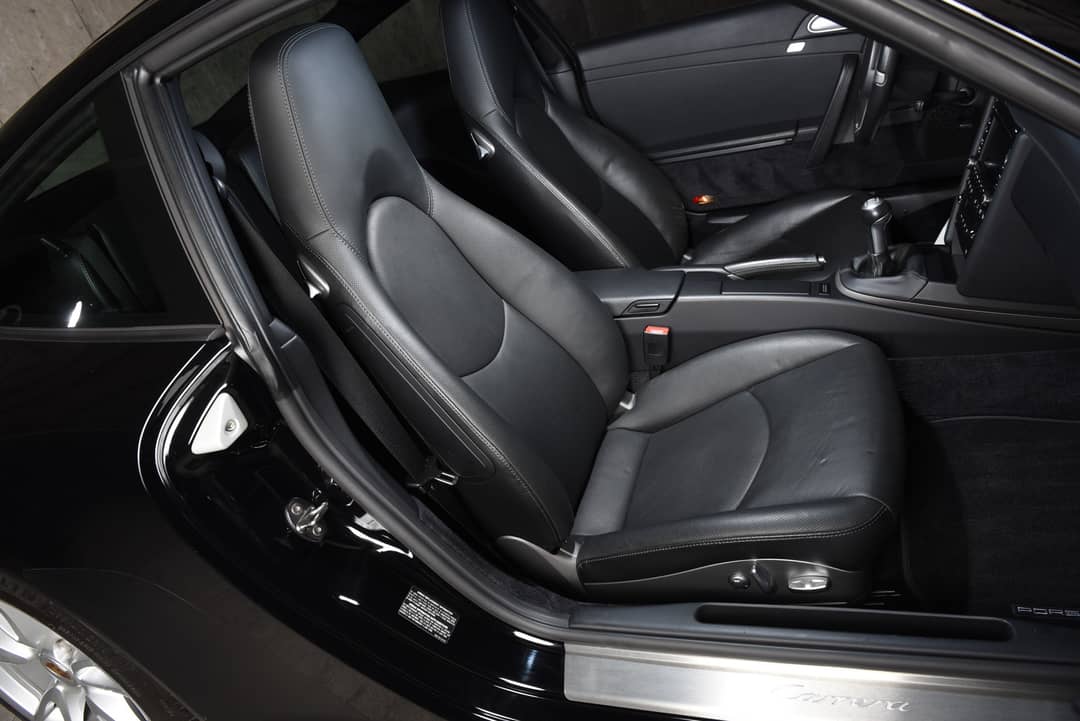 2010 Porsche 911 Carrera — photo 23