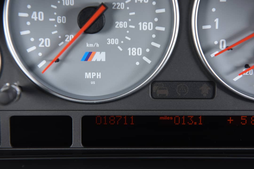 2001 BMW M5 — photo 38