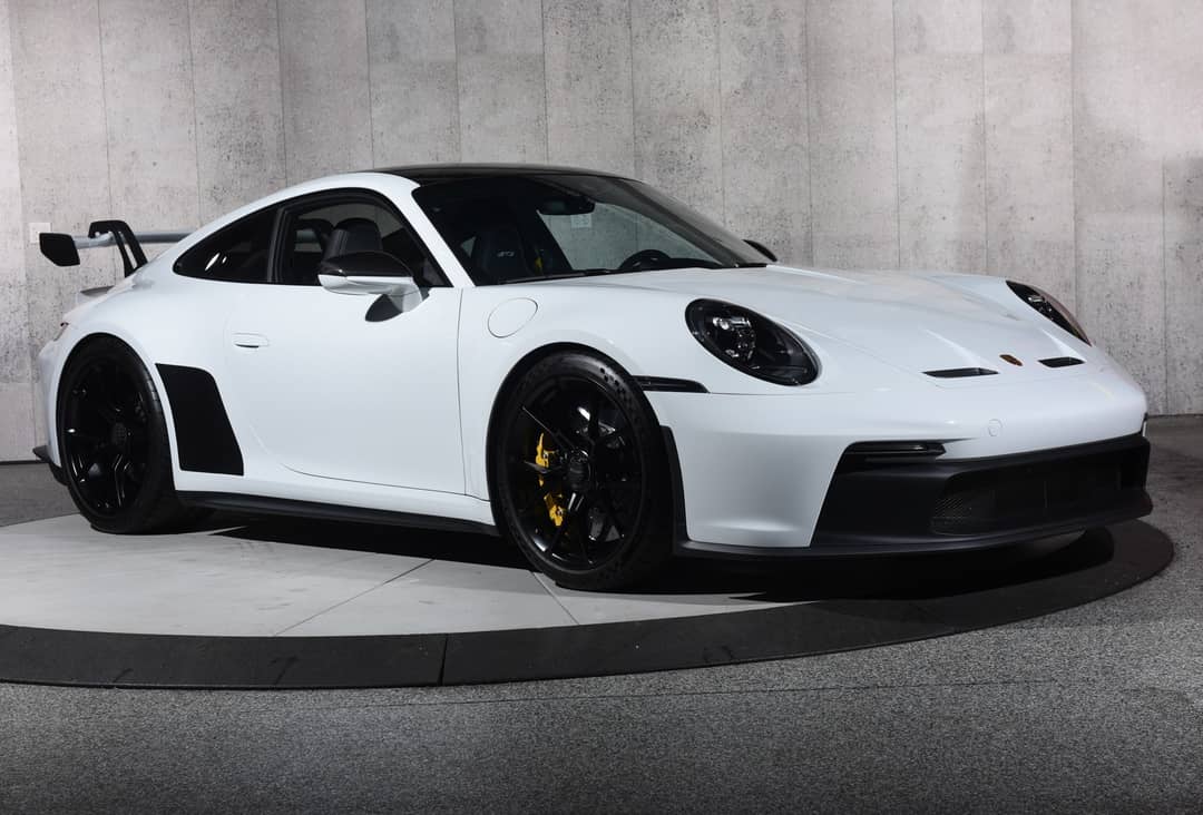 2022 Porsche 911 GT3 — photo 2