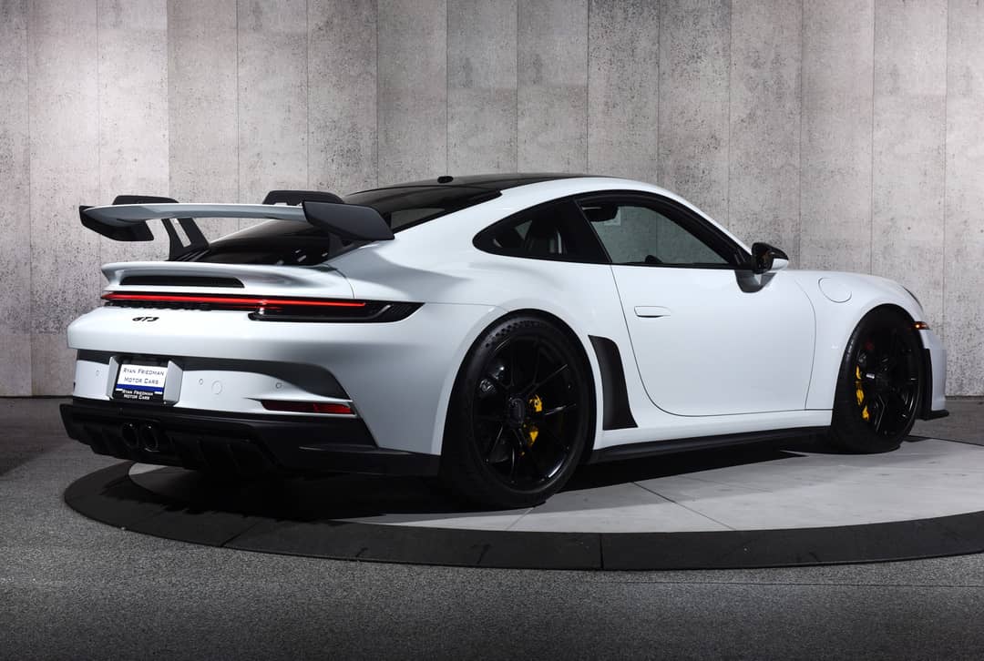 2022 Porsche 911 GT3 — photo 19