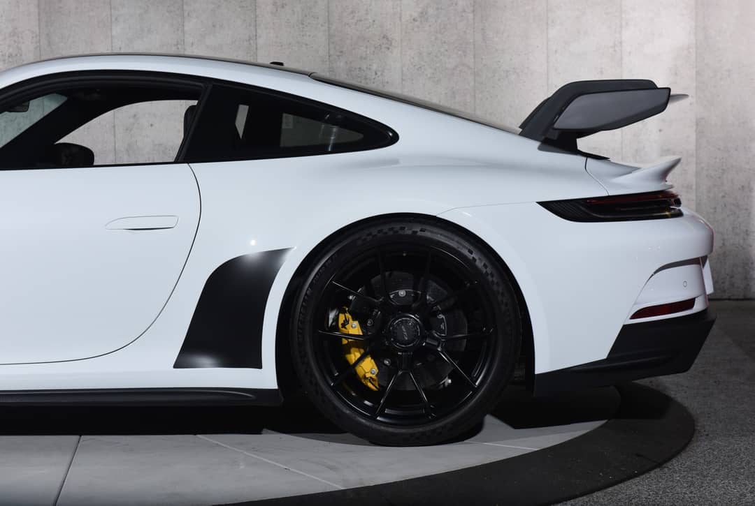 2022 Porsche 911 GT3 — photo 25