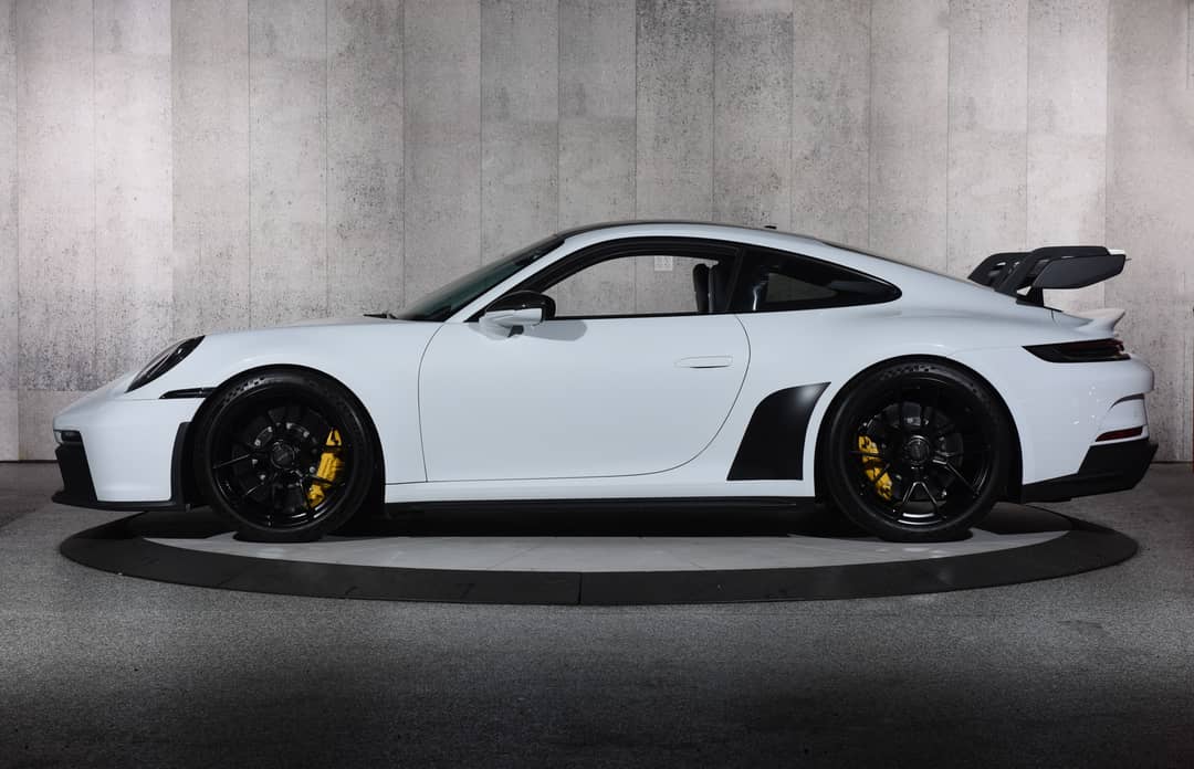 2022 Porsche 911 GT3 — photo 9