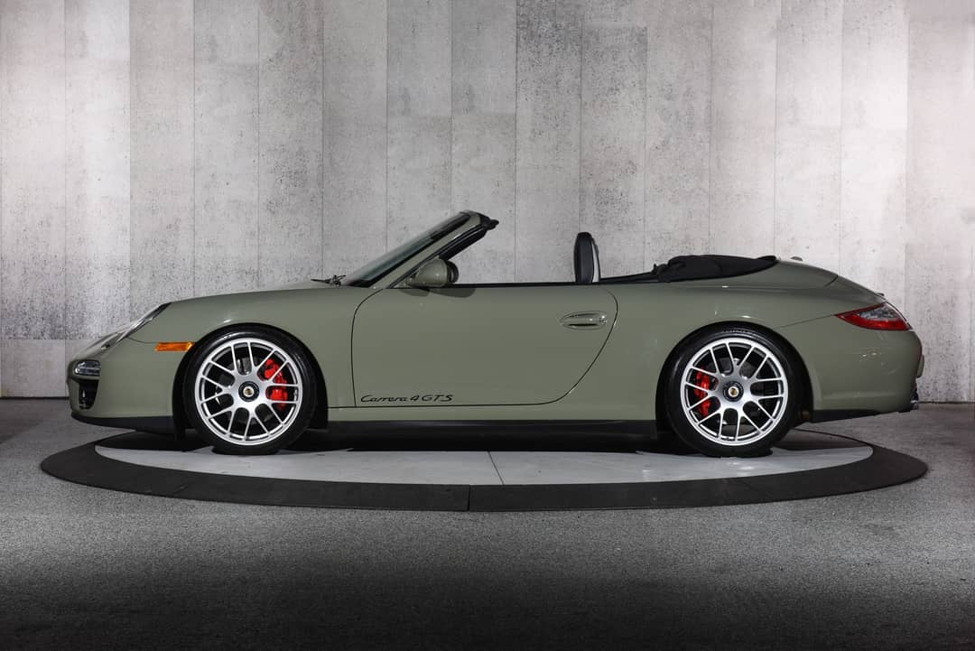 2012 Porsche 911 Carrera 4 GTS — photo 12
