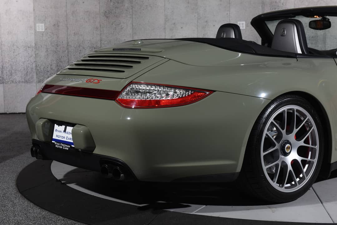 2012 Porsche 911 Carrera 4 GTS — photo 18