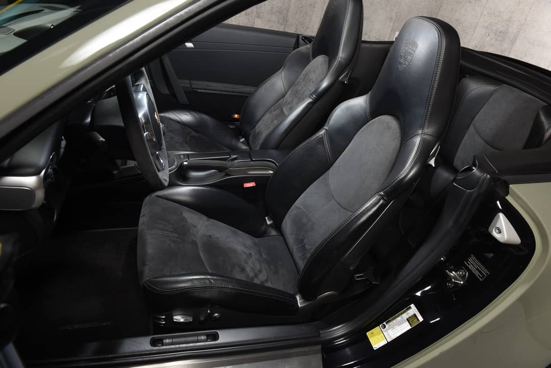 2012 Porsche 911 Carrera 4 GTS — photo 29