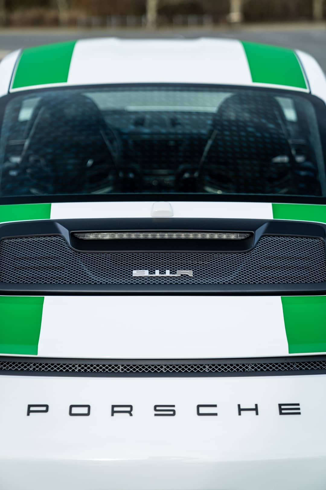 2016 Porsche 911 R — photo 11
