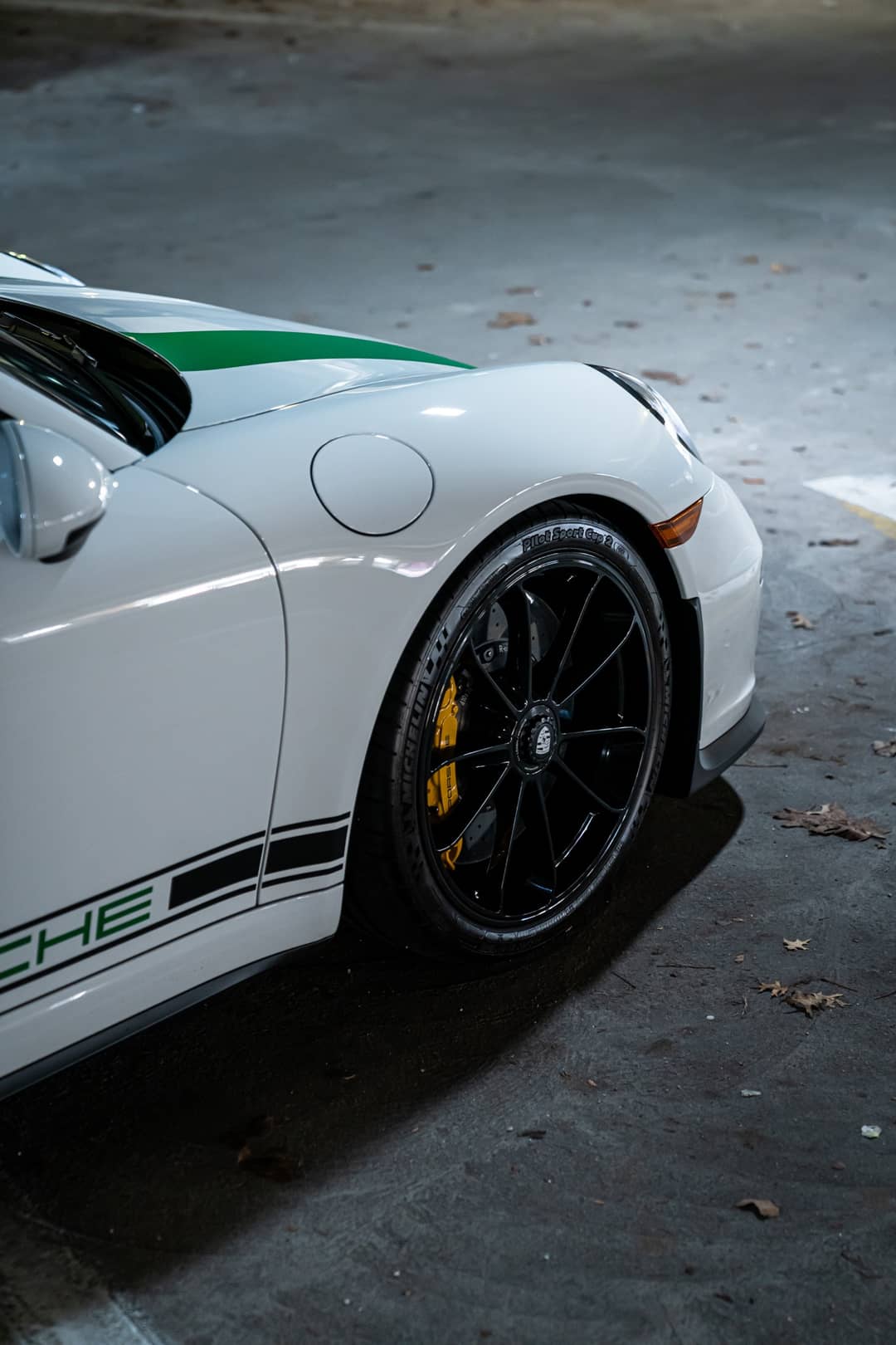 2016 Porsche 911 R — photo 16
