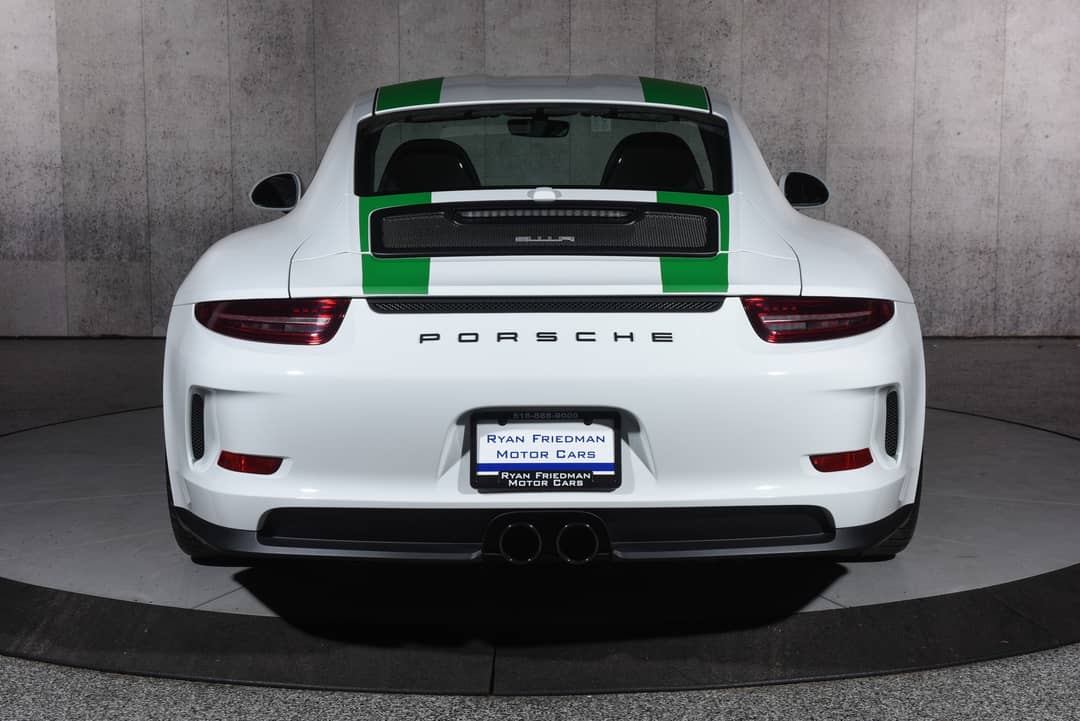 2016 Porsche 911 R — photo 35