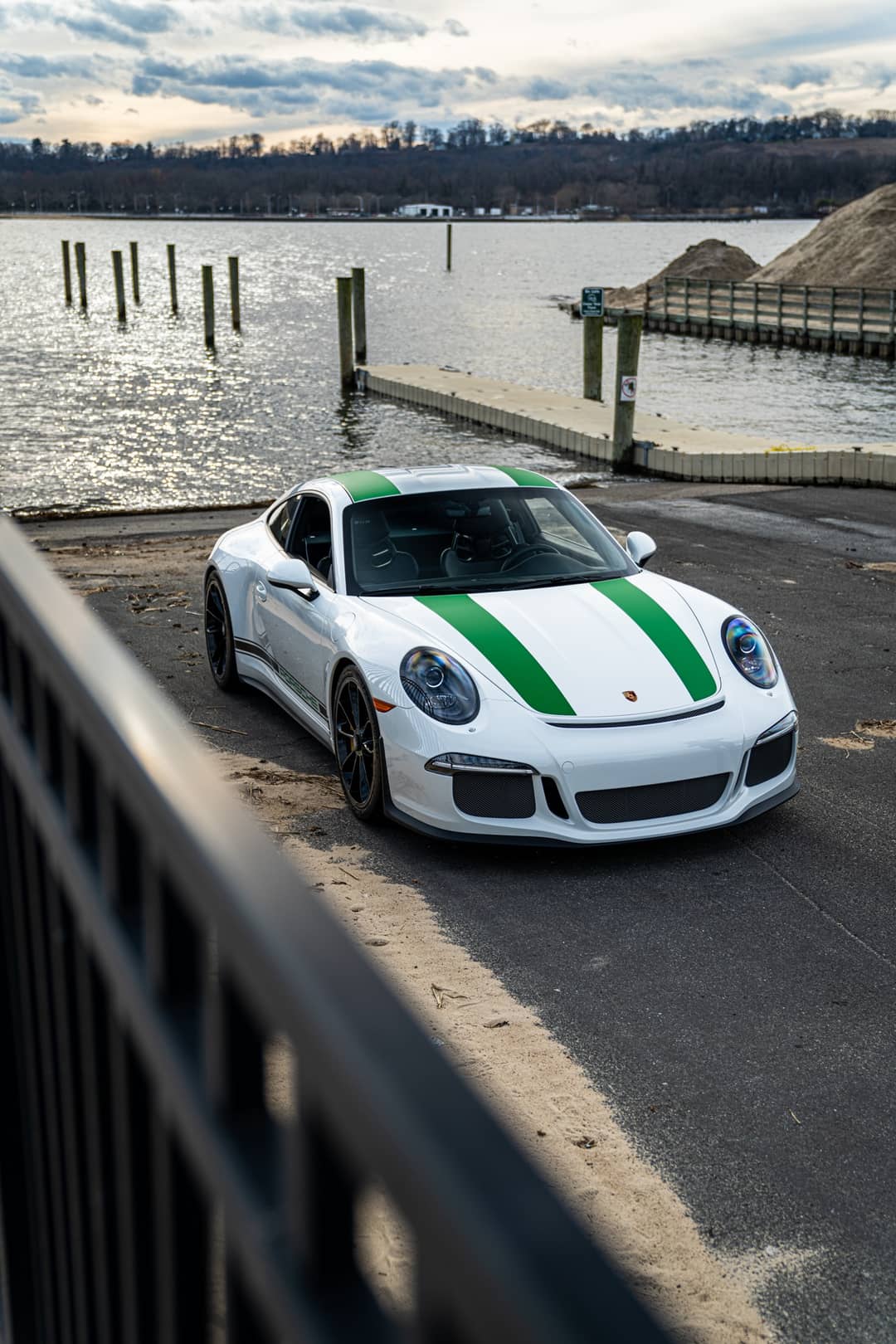 2016 Porsche 911 R — photo 5