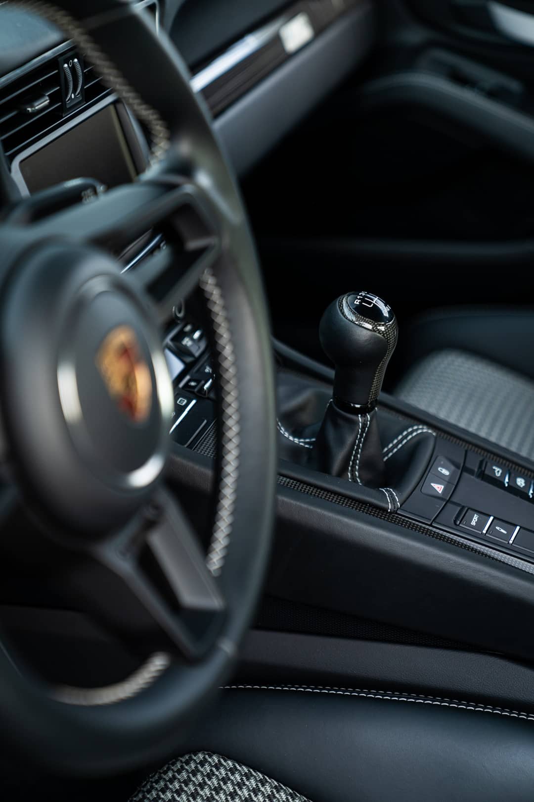 2016 Porsche 911 R — photo 65