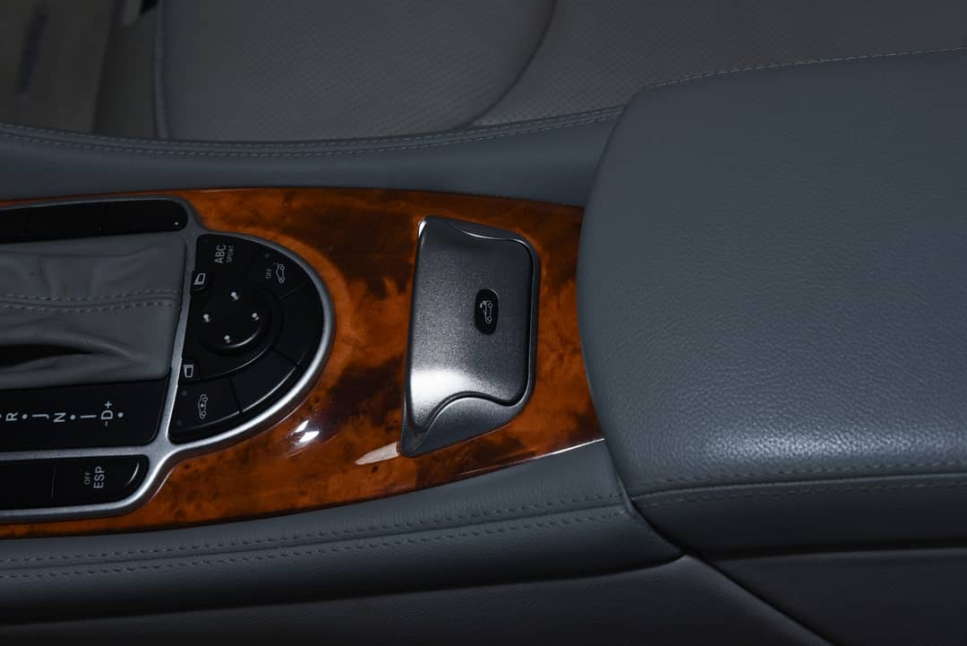 2008 Mercedes-Benz SL-Class SL 550 — photo 22