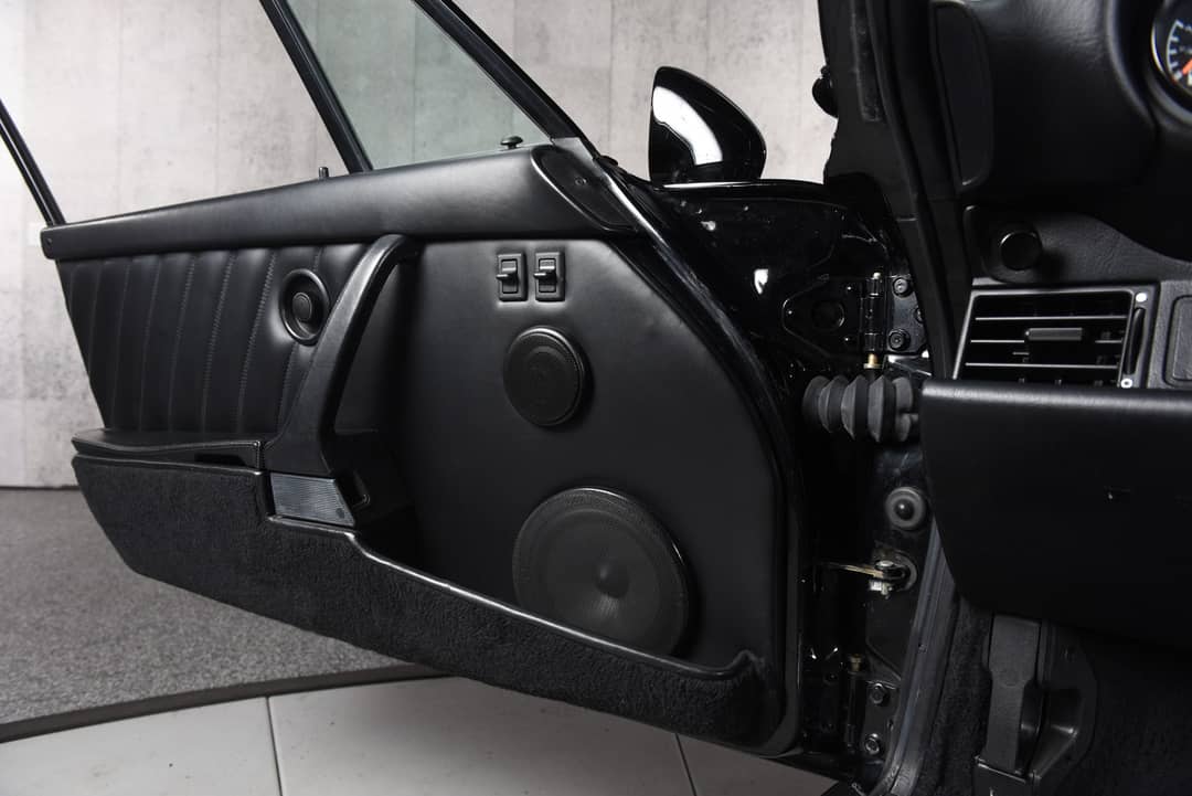 1994 Porsche 911 Turbo 3.6 — photo 17