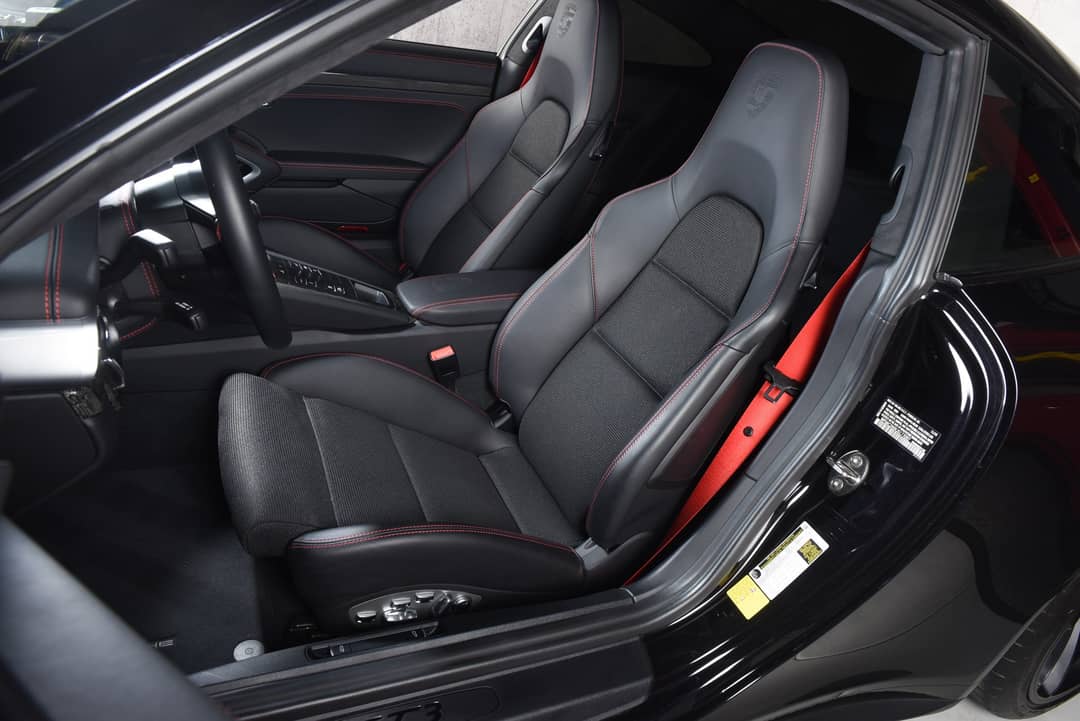 2018 Porsche 911 GT3 Touring — photo 23