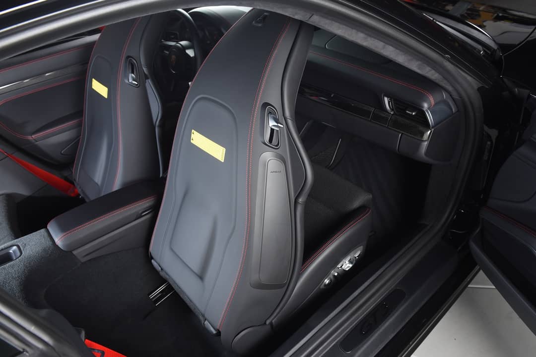 2018 Porsche 911 GT3 Touring — photo 36