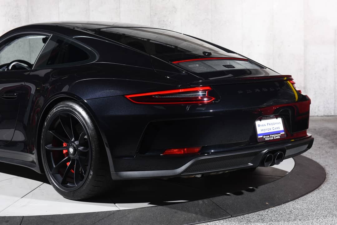 2018 Porsche 911 GT3 Touring — photo 9