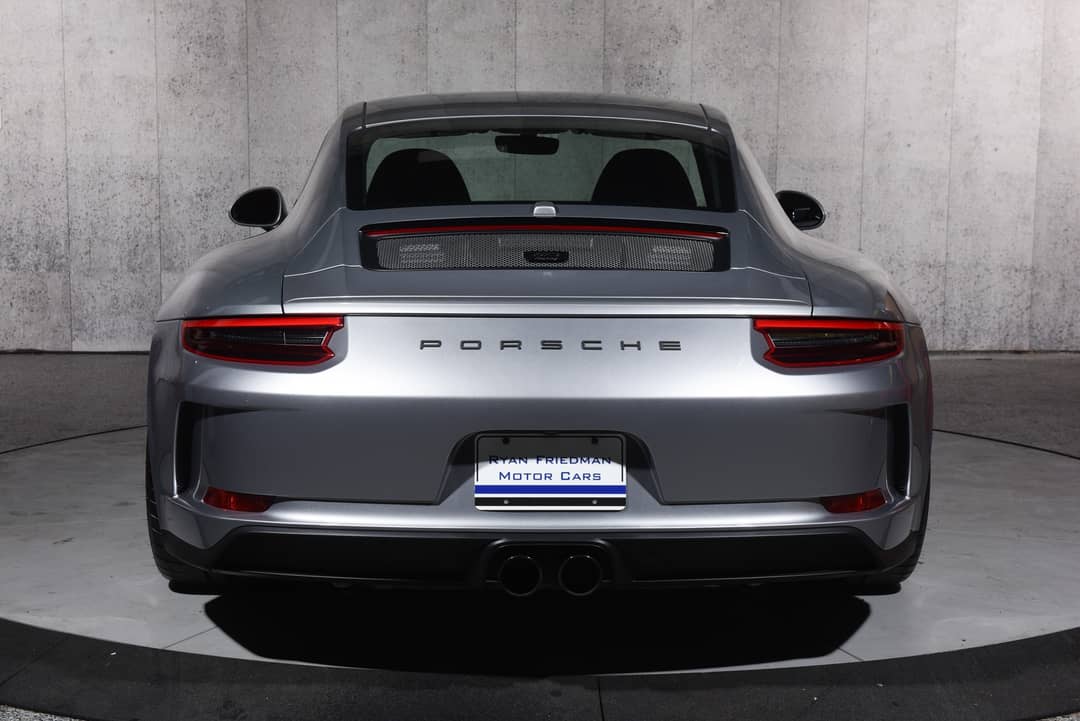 2018 Porsche 911 GT3 Touring — photo 18