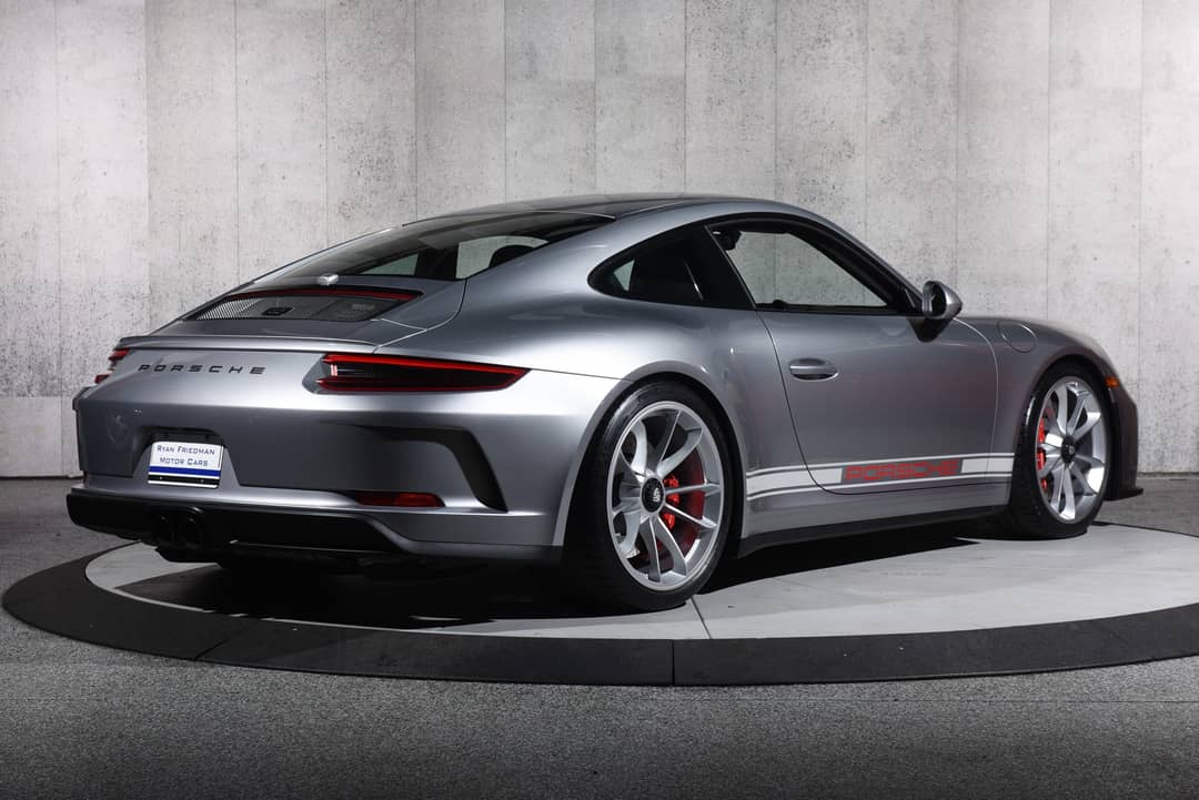2018 Porsche 911 GT3 Touring — photo 23