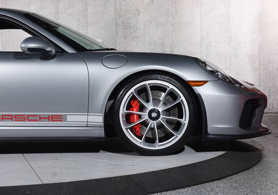 2018 Porsche 911 GT3 Touring — photo 25