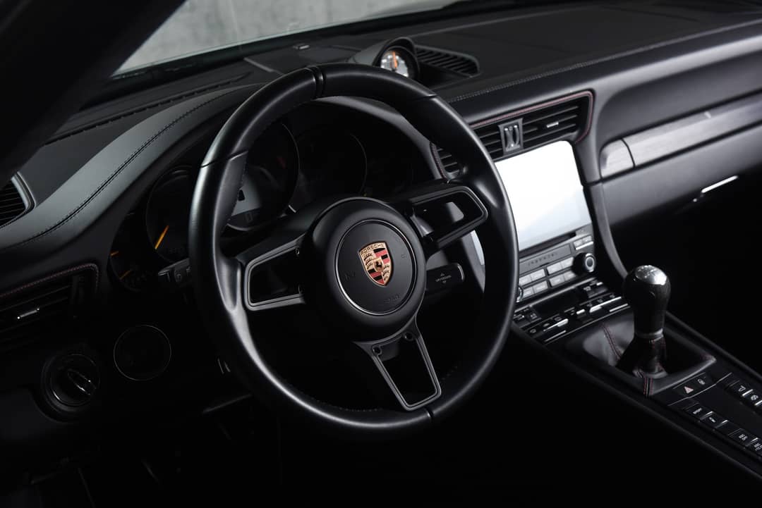2018 Porsche 911 GT3 Touring — photo 30