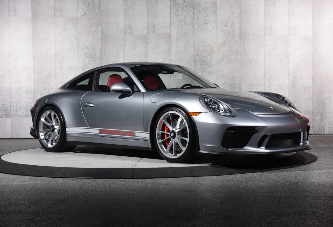 2018 Porsche 911 GT3 Touring — photo 10