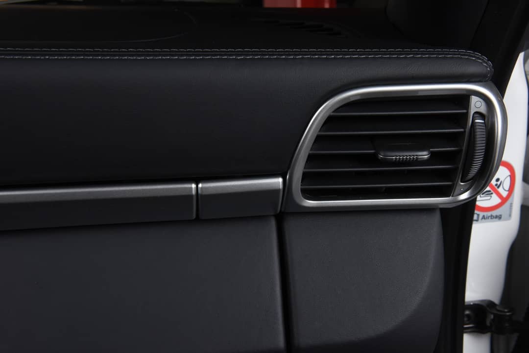 2012 Porsche 911 Carrera GTS — photo 30