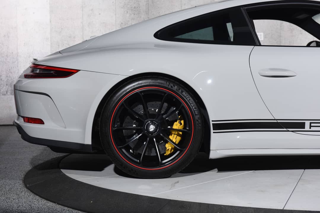 2019 Porsche 911 GT3 — photo 15