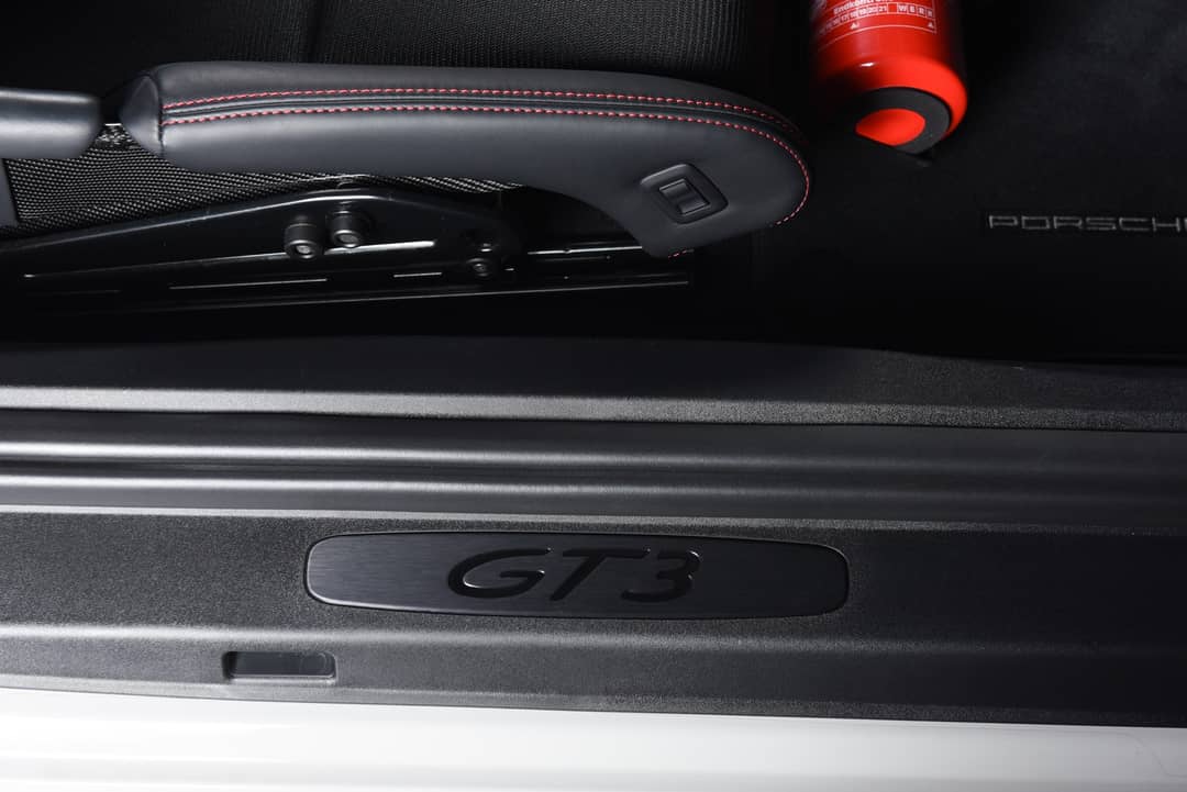 2019 Porsche 911 GT3 — photo 37