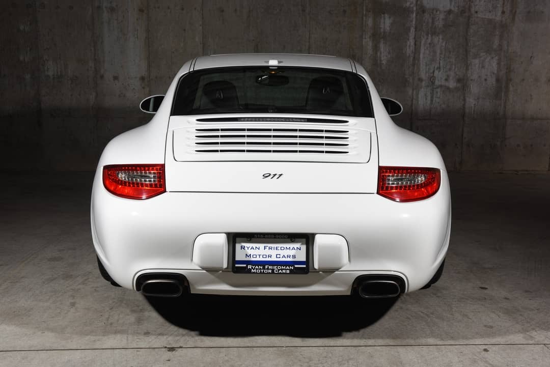 2010 Porsche 911 Carrera — photo 19