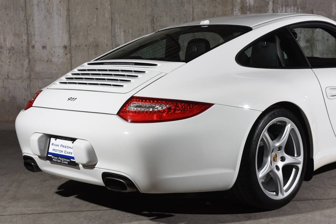 2010 Porsche 911 Carrera — photo 21