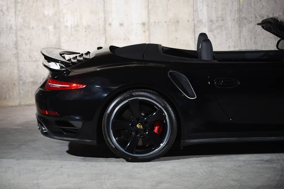 2015 Porsche 911 Turbo — photo 3