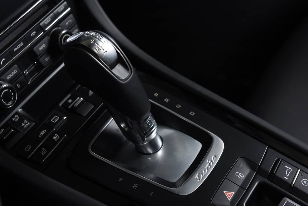 2015 Porsche 911 Turbo — photo 29