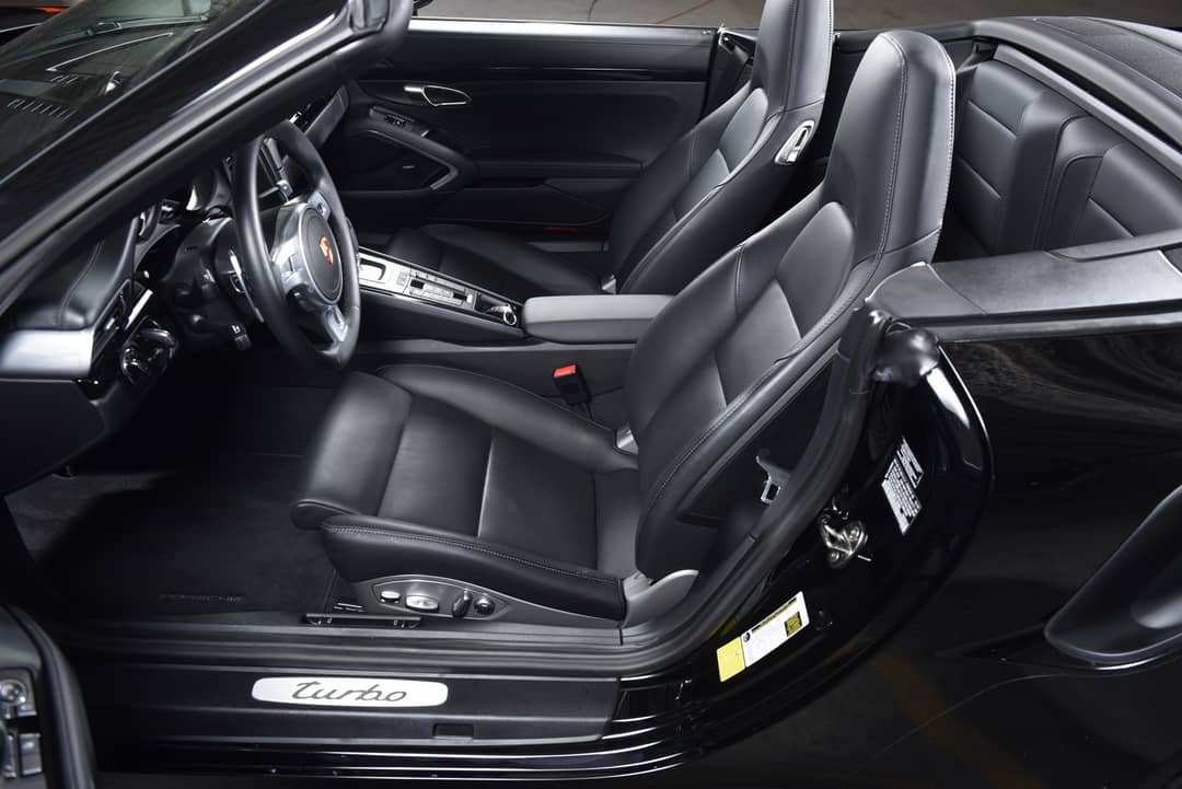 2015 Porsche 911 Turbo — photo 39