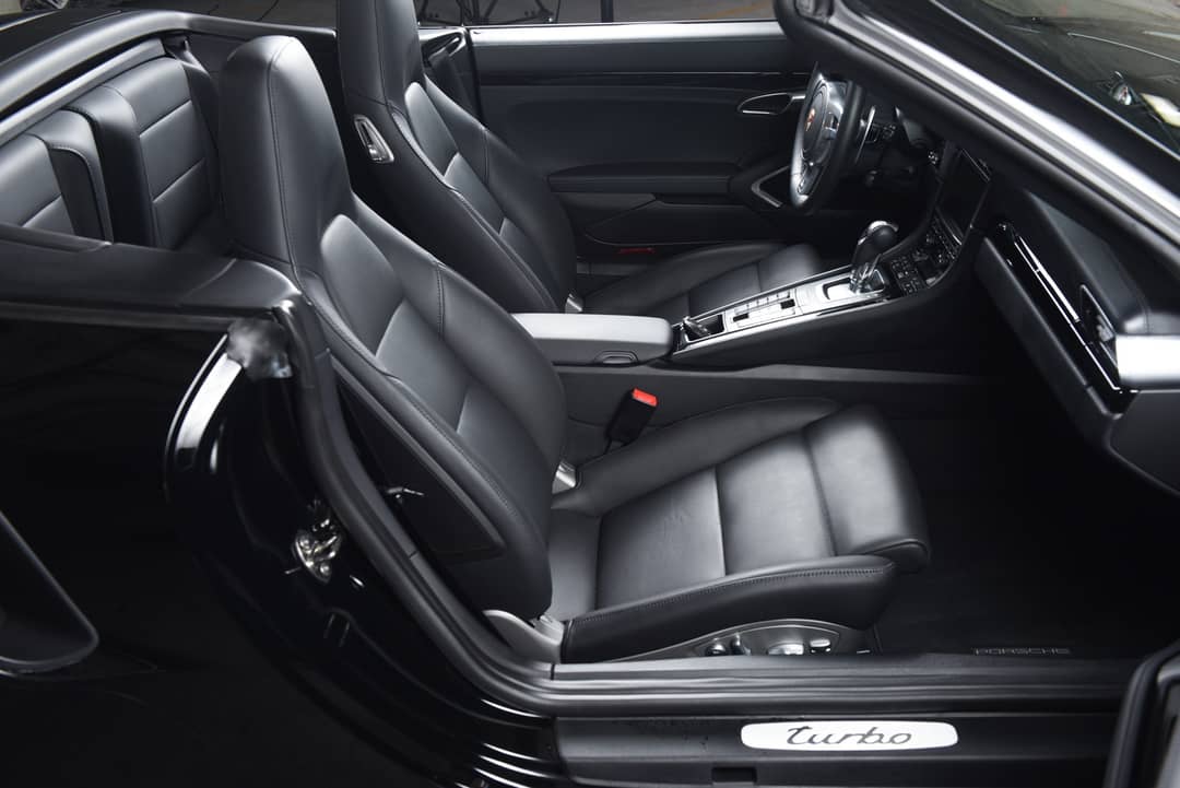 2015 Porsche 911 Turbo — photo 47