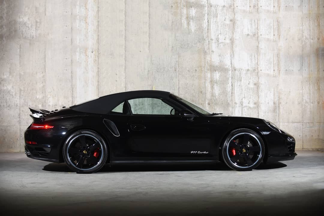 2015 Porsche 911 Turbo — photo 9