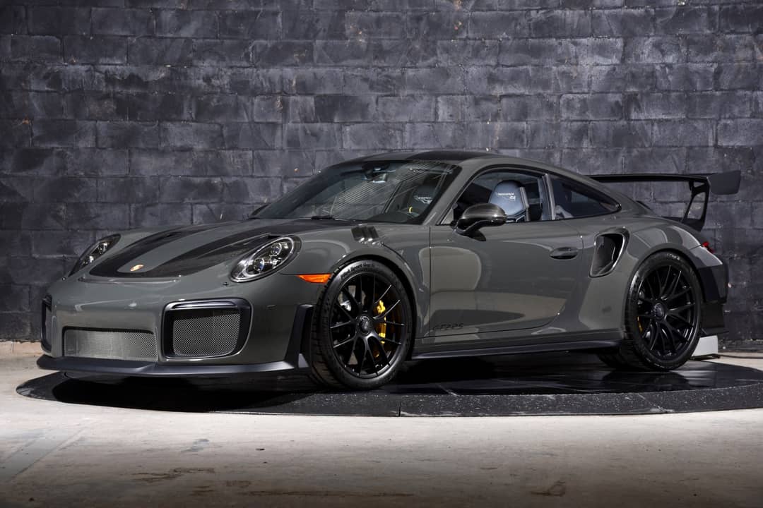 2018 Porsche 911 GT2 RS — photo 14