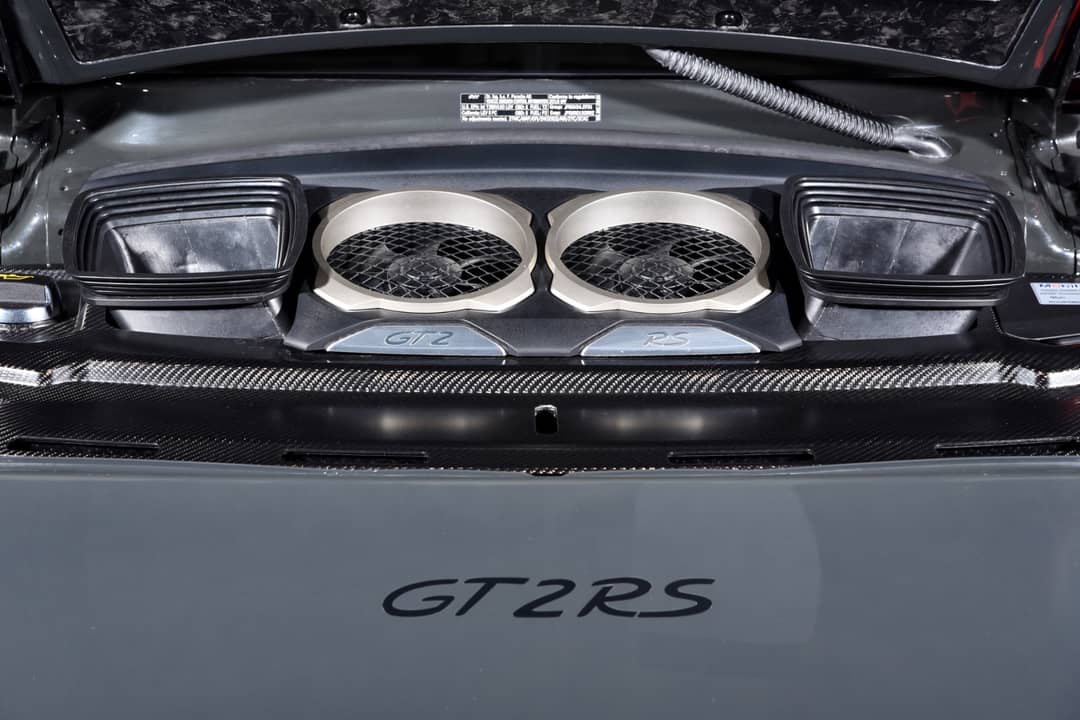 2018 Porsche 911 GT2 RS — photo 45