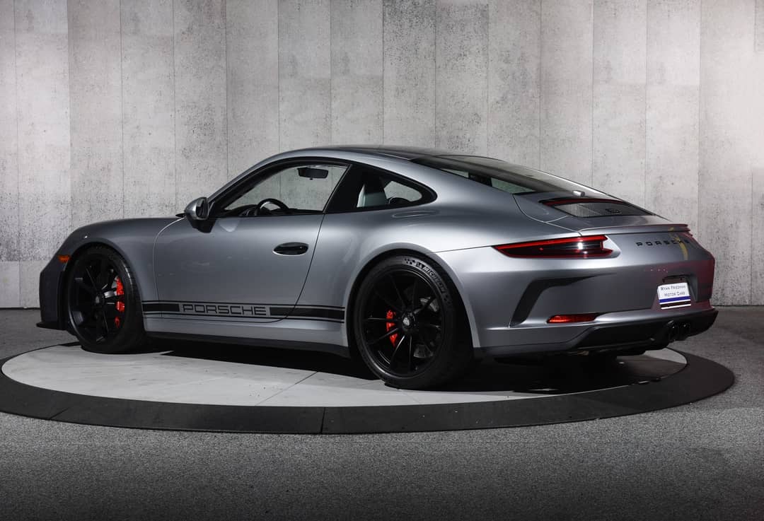 2019 Porsche 911 GT3 — photo 26