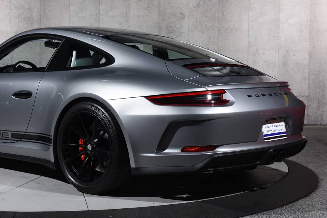 2019 Porsche 911 GT3 — photo 27