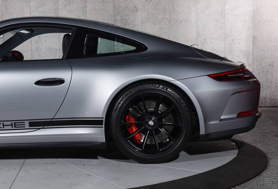 2019 Porsche 911 GT3 — photo 34
