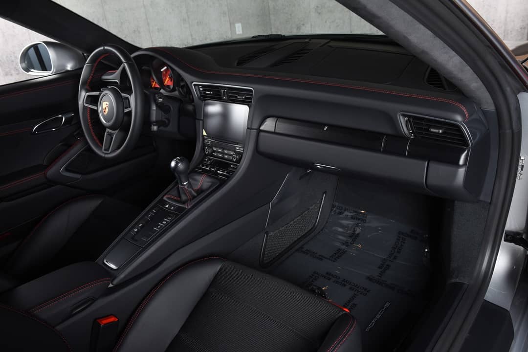 2019 Porsche 911 GT3 — photo 54