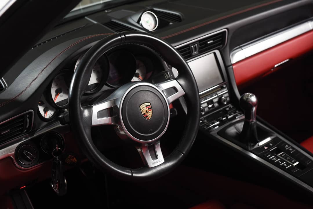 2016 Porsche 911 Carrera 4S — photo 36