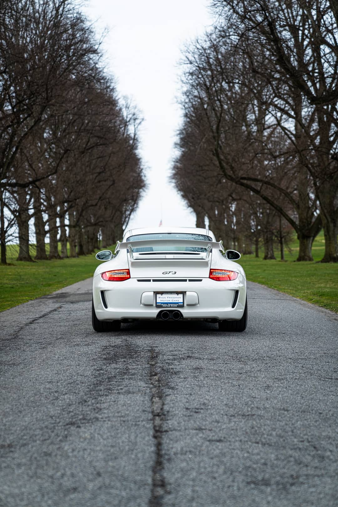 2011 Porsche 911 GT3 — photo 14