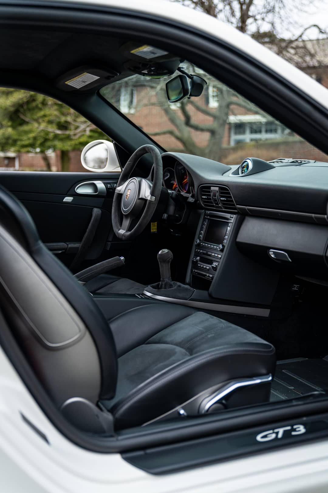 2011 Porsche 911 GT3 — photo 21