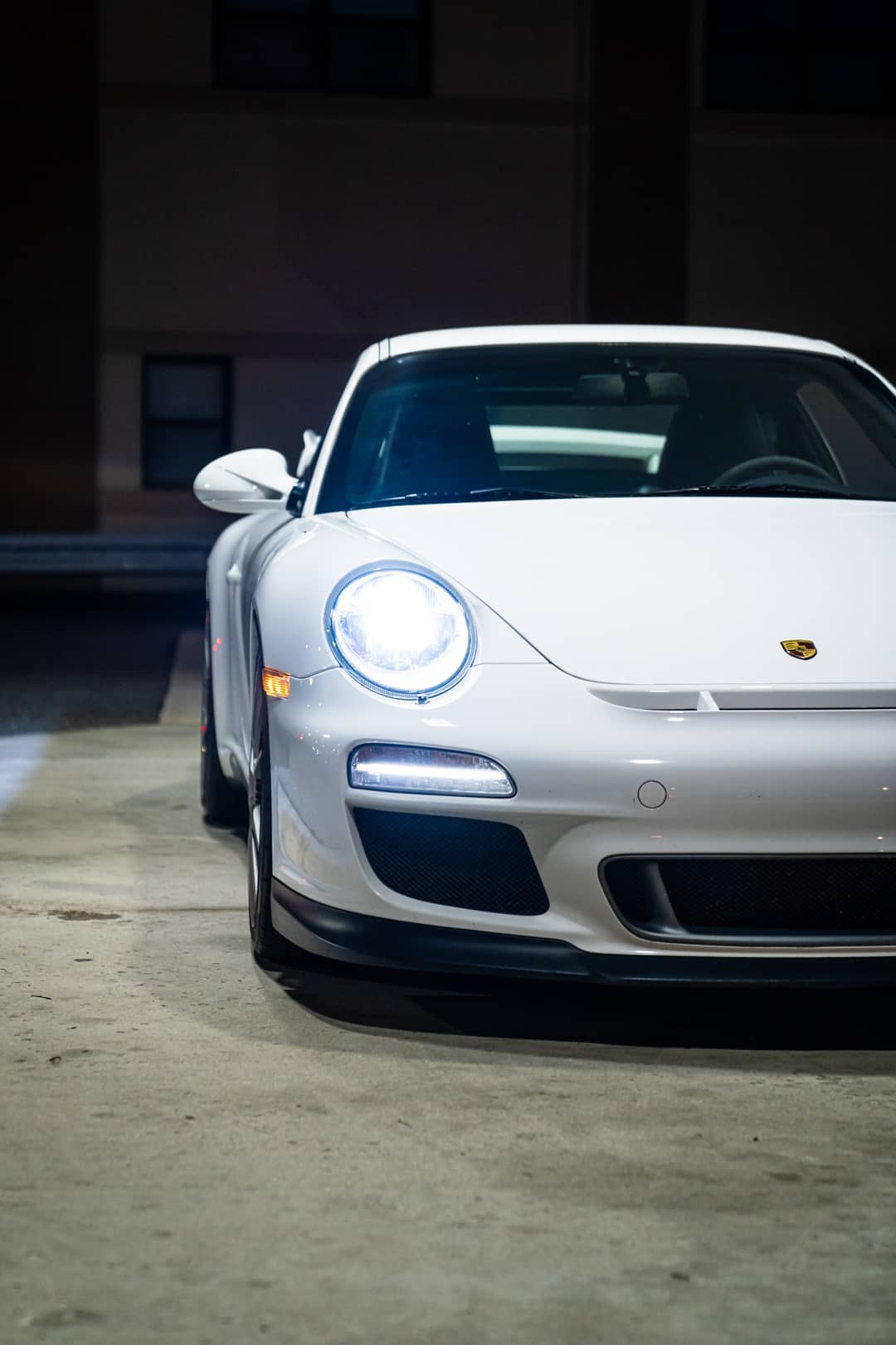 2011 Porsche 911 GT3 — photo 24