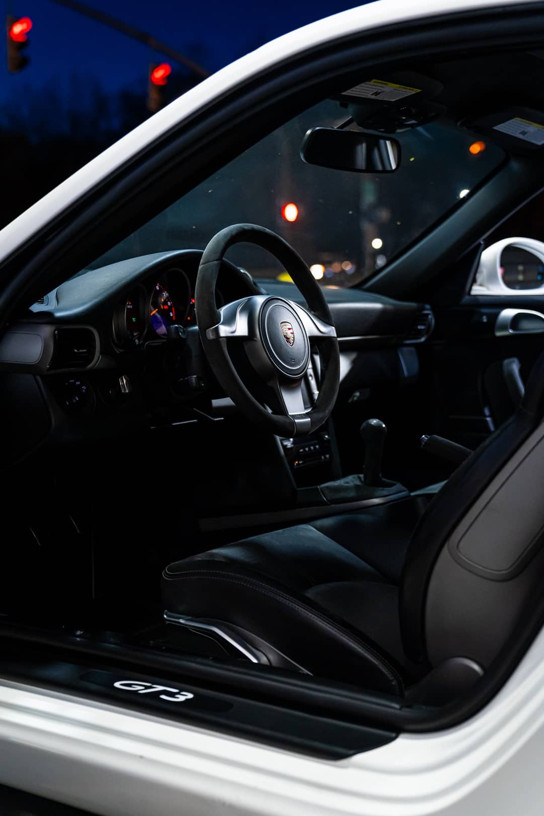 2011 Porsche 911 GT3 — photo 26